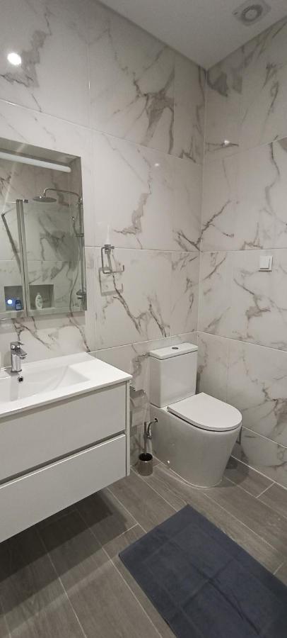 Skynest 59 Faro Airport Guest House - 5