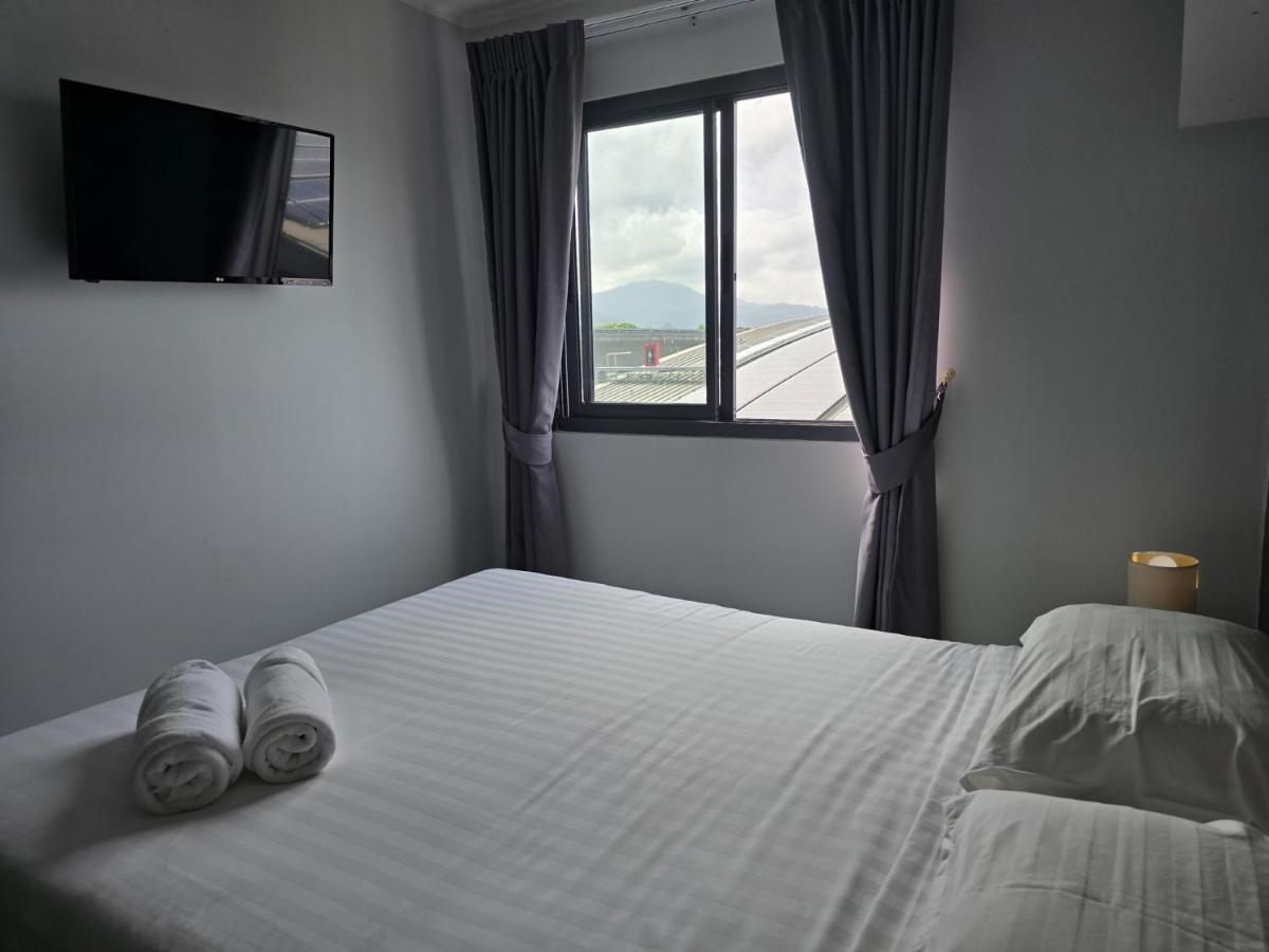 1 BR Condo in good location NV402 - 5