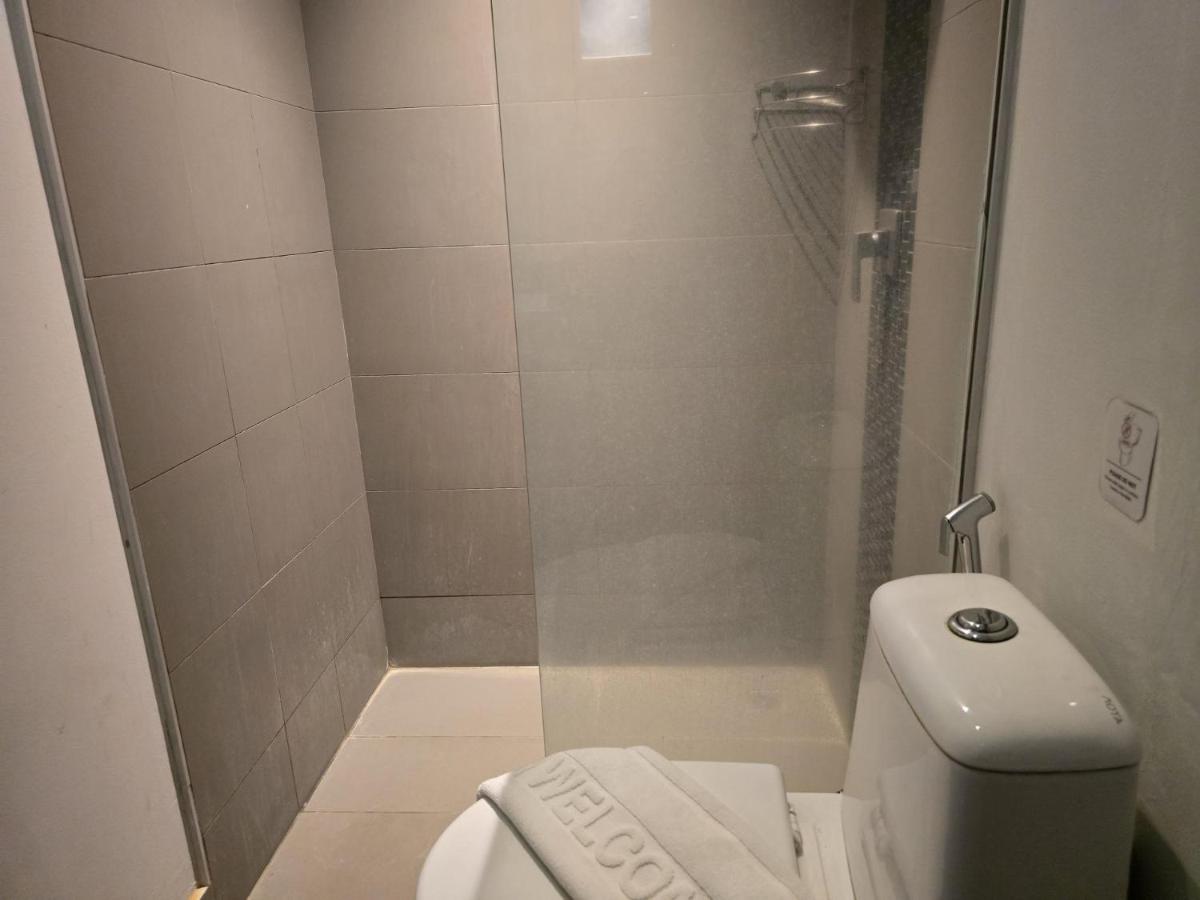 1 BR Condo in good location NV402 - 4