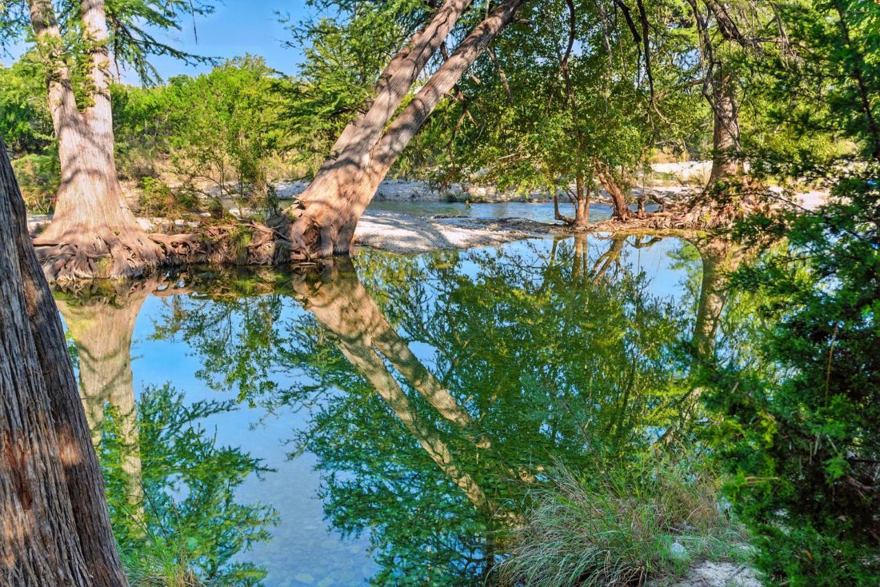 Howdy's on the Frio — photo 24