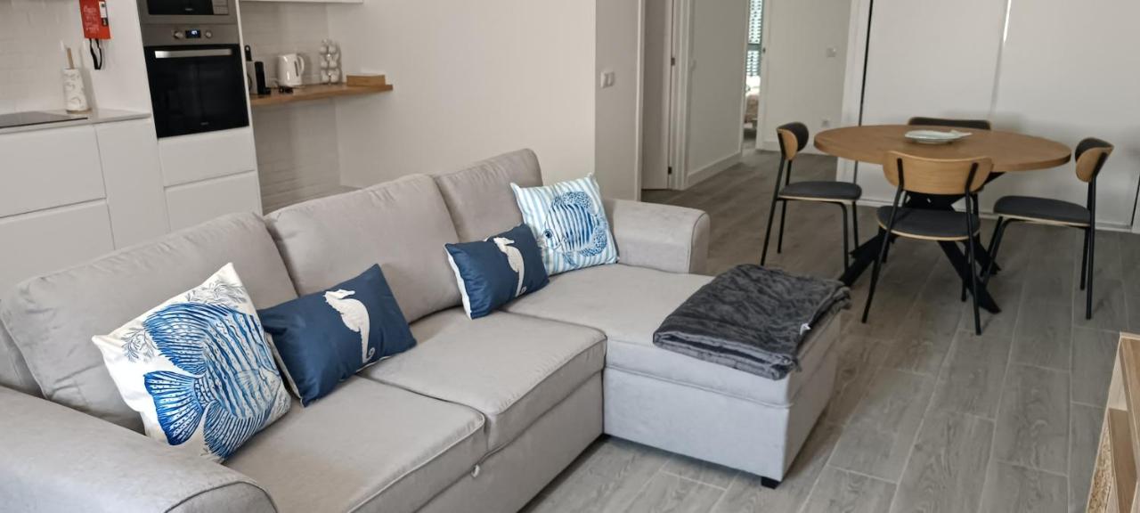 Skynest 61 Faro Airport Guest House - 4