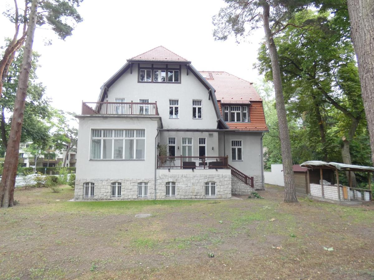 3 Bett Zimmer in Villa mit Gemeinschaftsbad - 3