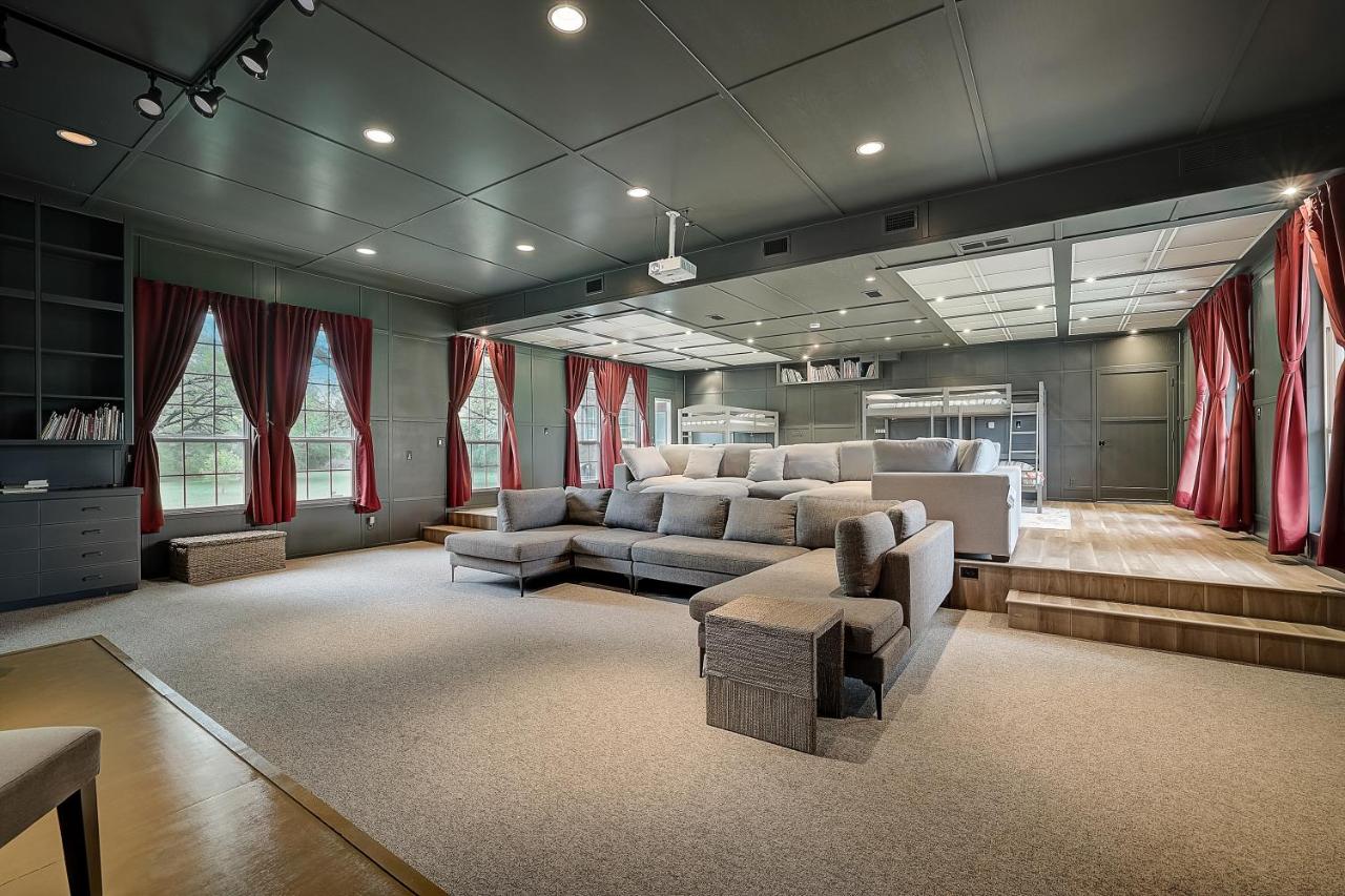 Dunlap Oasis Spacious 5BR 12mi to DT Austin - 5