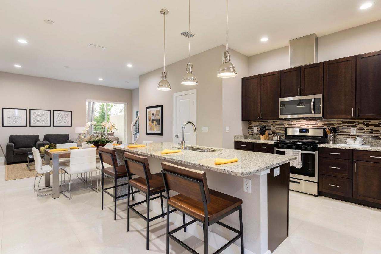 Summerville Resort Five Bedroom Townhome SMV126 — photo 4