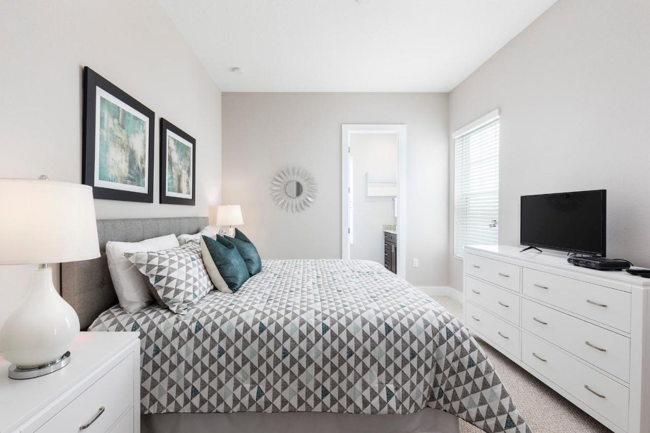 Summerville Resort Five Bedroom Townhome SMV126 — photo 12