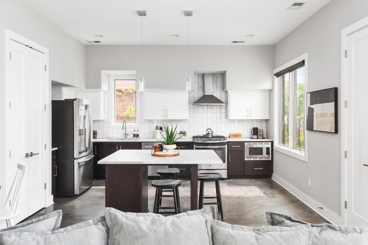 Modern Luxury with Rooftop Deck, 3 mi to Downtown - 2