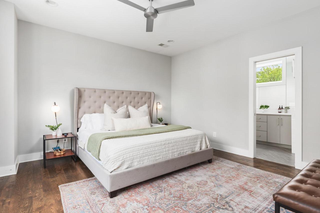 Modern Luxury with Rooftop Deck, 3 mi to Downtown - 3