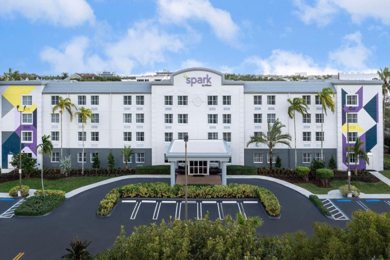 Spark by Hilton Miami Doral - 4