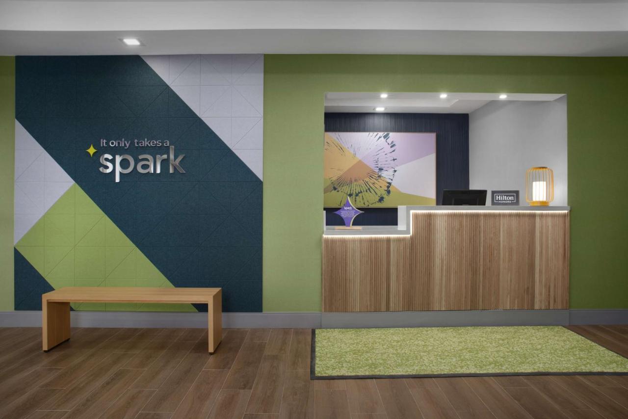 Spark by Hilton Miami Doral - 2