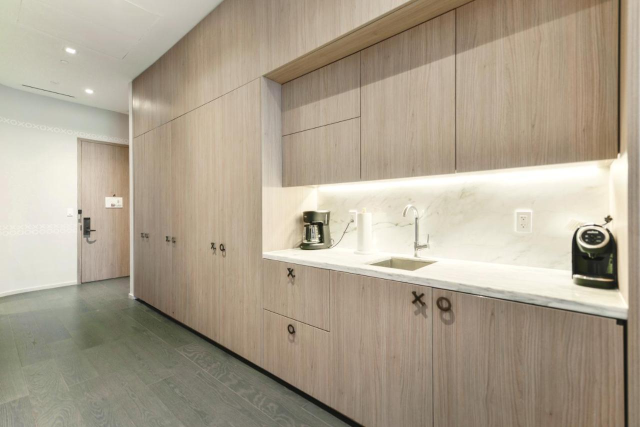 Elegant Suite in Heart of Brickell - 2