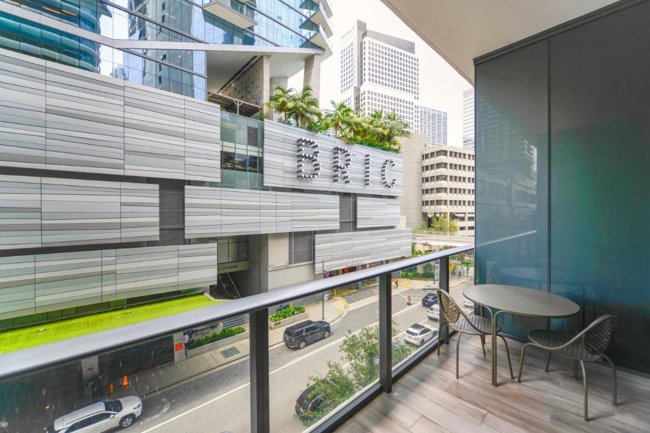 Elegant Suite in Heart of Brickell - 4