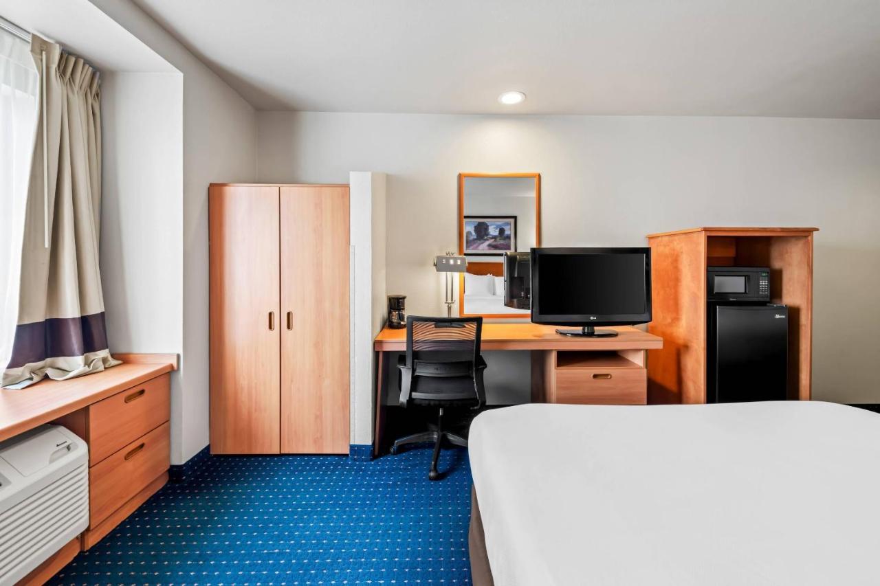 Economy Inn — photo 15