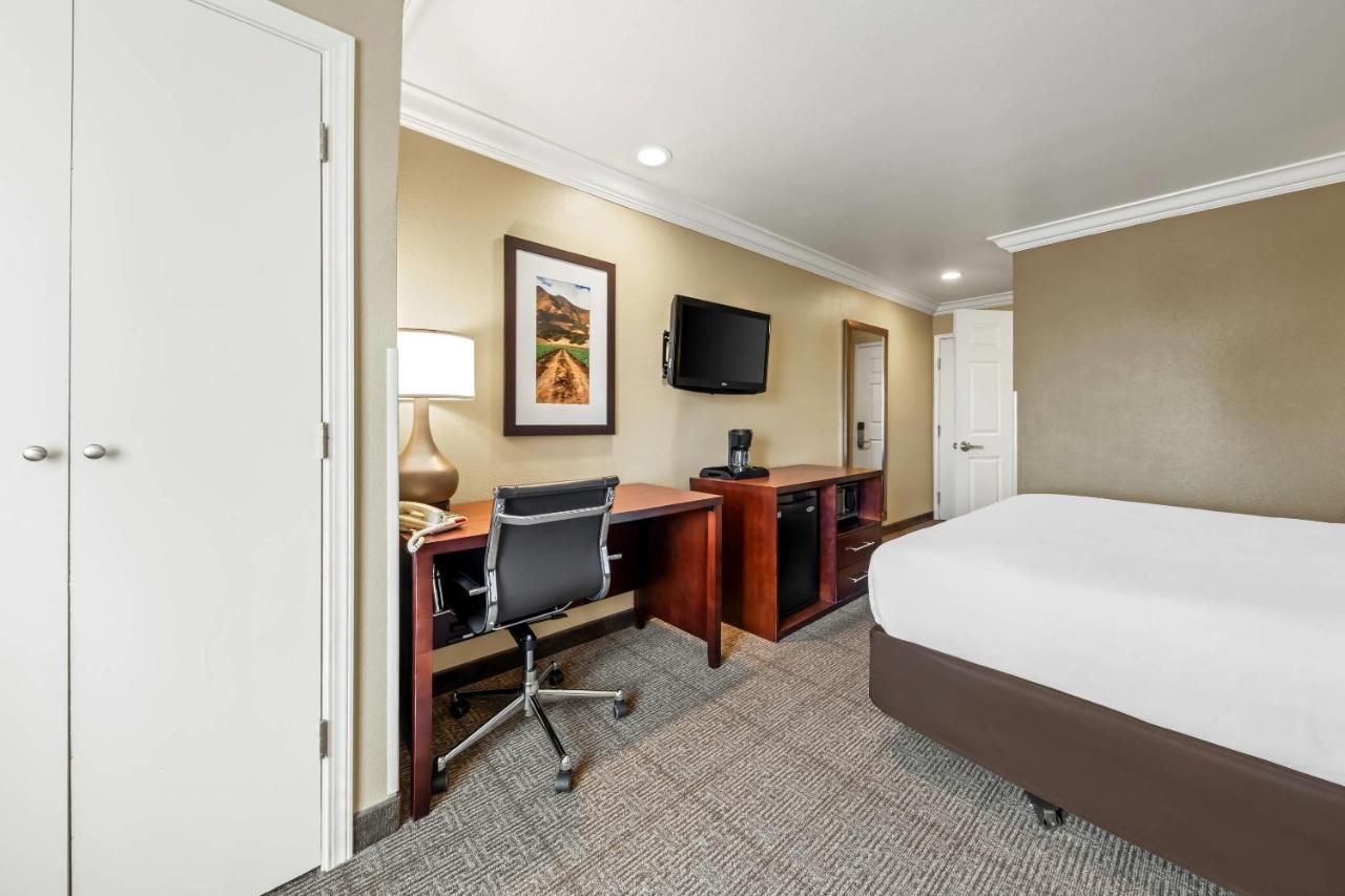 Economy Inn — photo 19