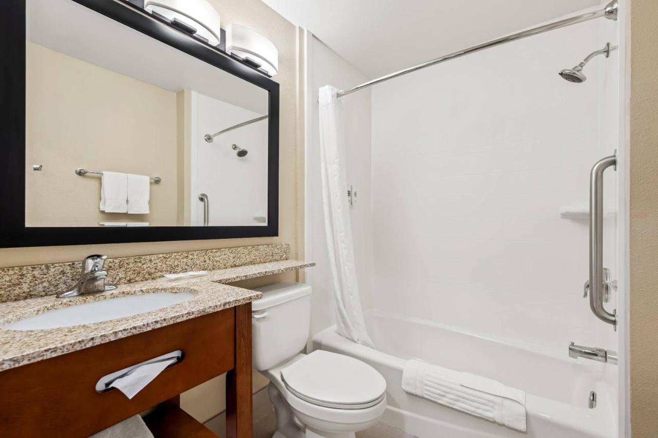 Economy Inn — photo 23
