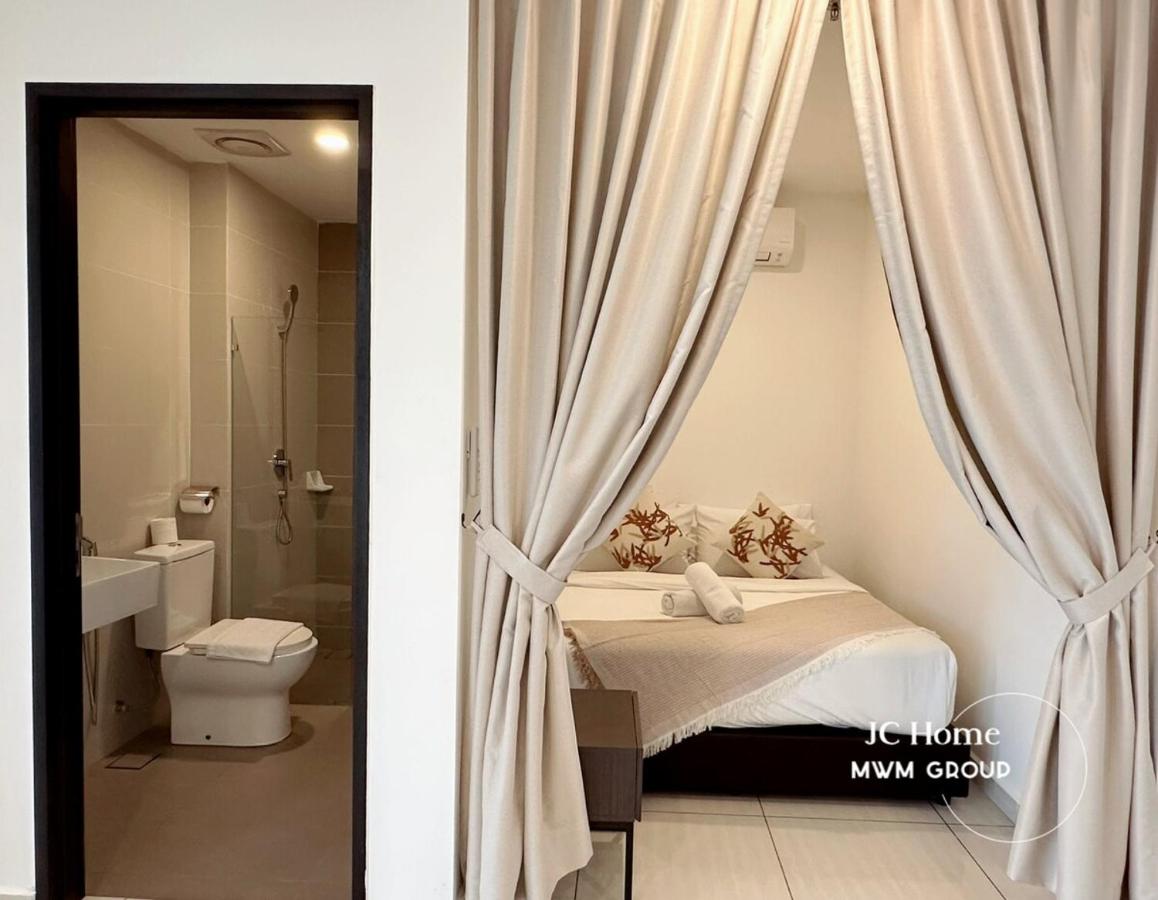 The Straits JB By MWM - 3