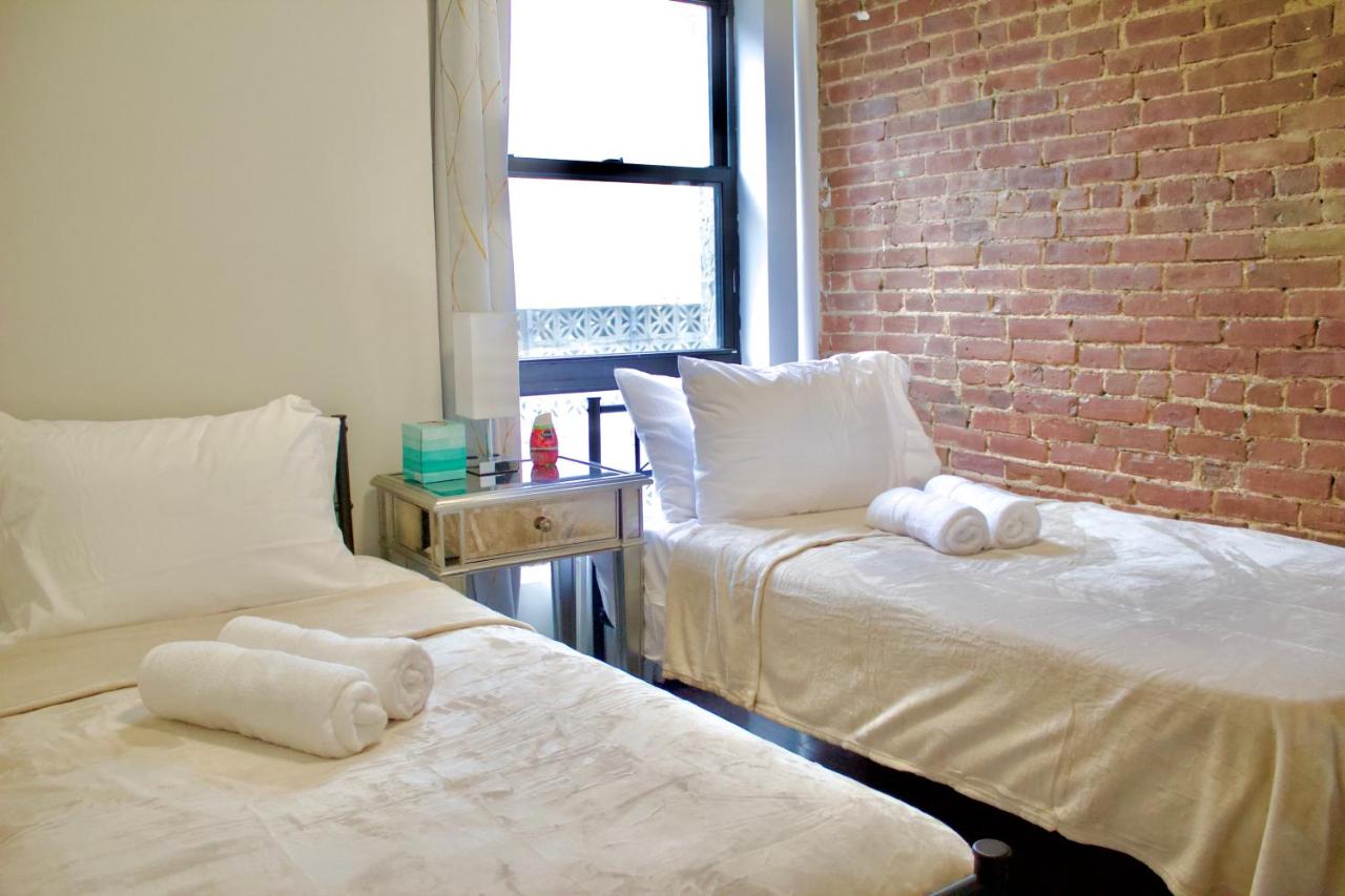 Stay In Times Square! 2-Bedroom Apartments - 2