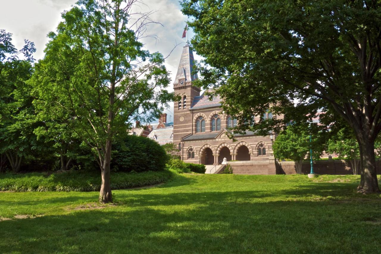Kellogg Conference Hotel Capitol Hill at Gallaudet University — photo 21
