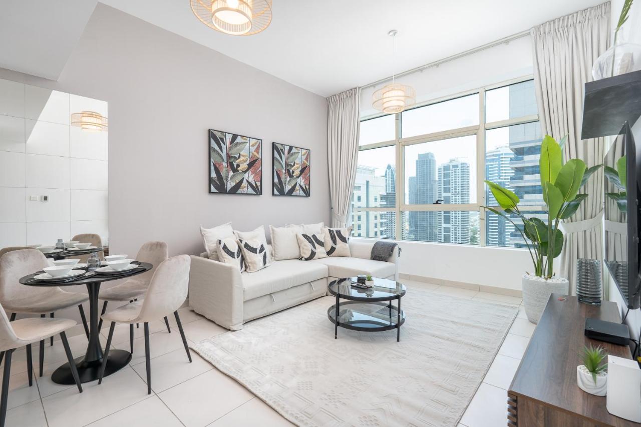 HAVN - 2 Bedroom in Dubai Marina, 10min to Metro