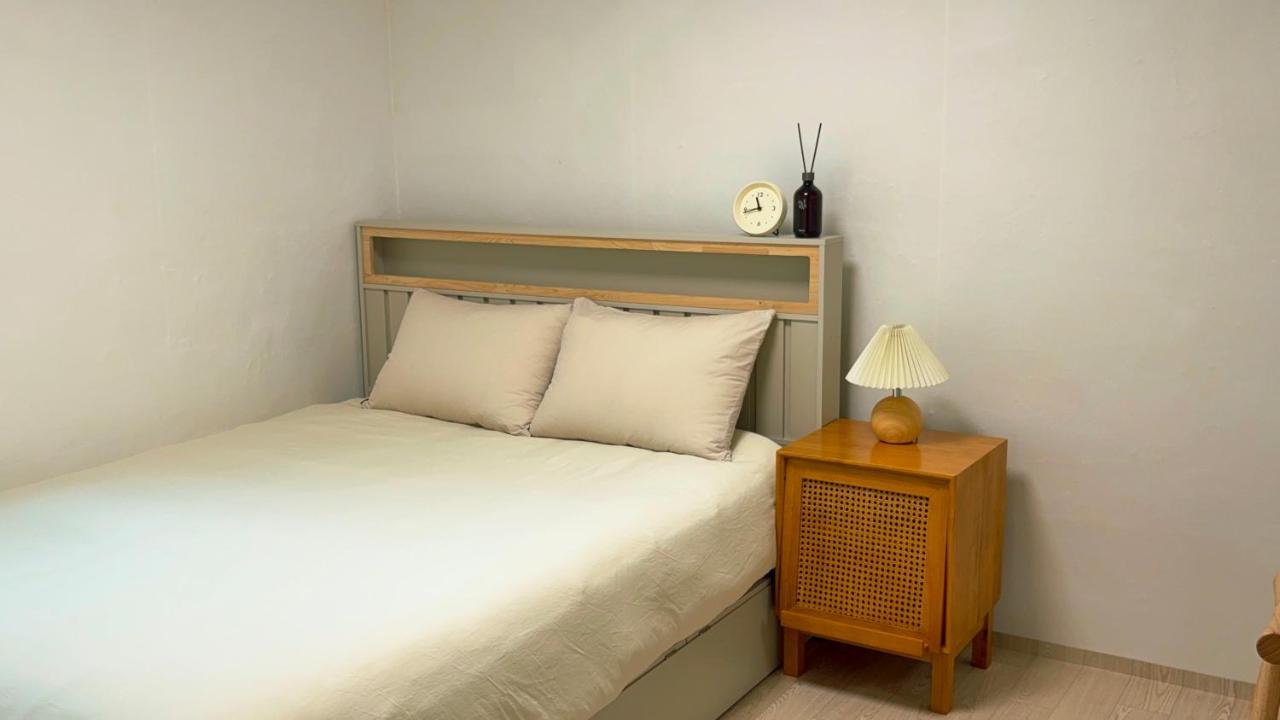 Check in Seongsu - 2