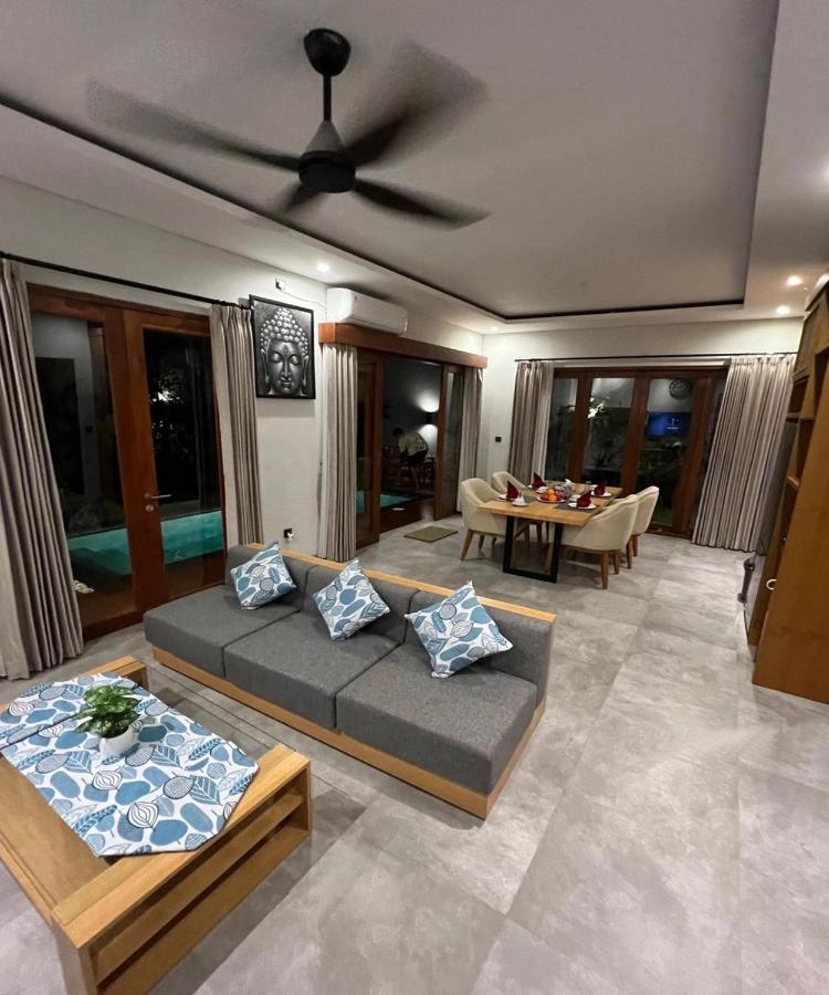 Villa Dharman Jimbaran - 2