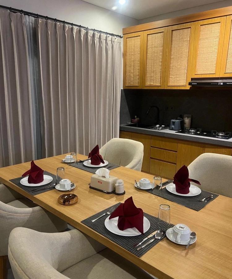 Villa Dharman Jimbaran - 5