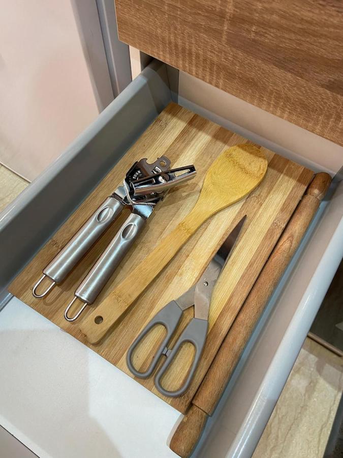 Élégant et confortable, près de l'aéroport et de la gare