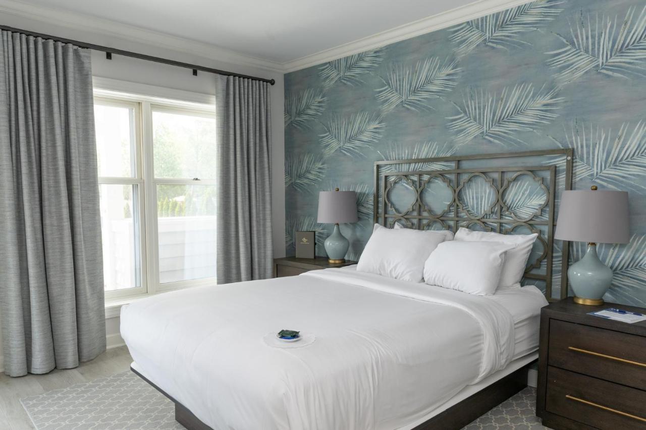 The Geneva Inn — photo 19