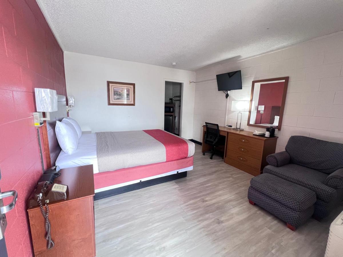 Regency Inn — photo 15