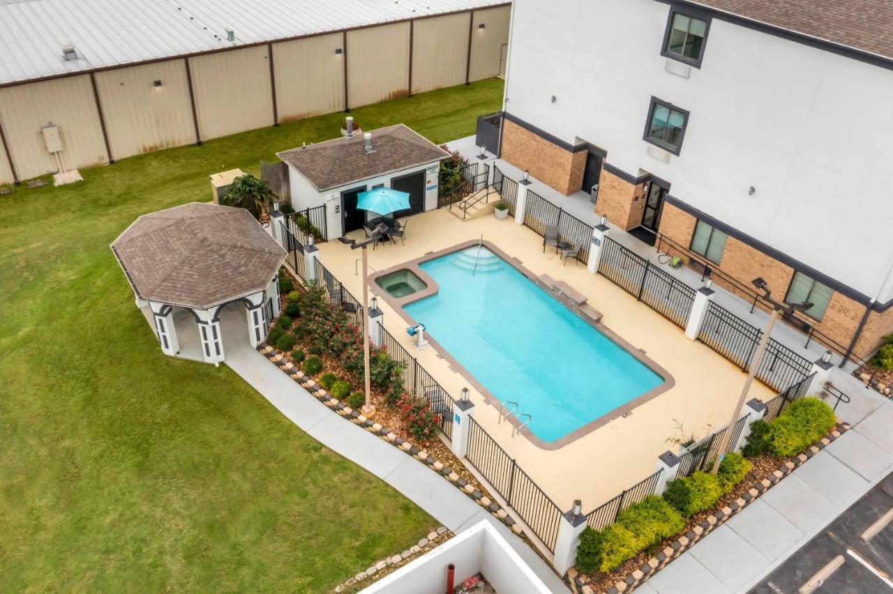 Comfort inn & suites Schulenburg — photo 15
