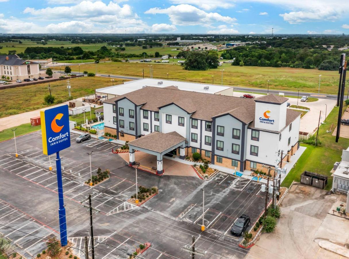Comfort inn & suites Schulenburg — photo 14