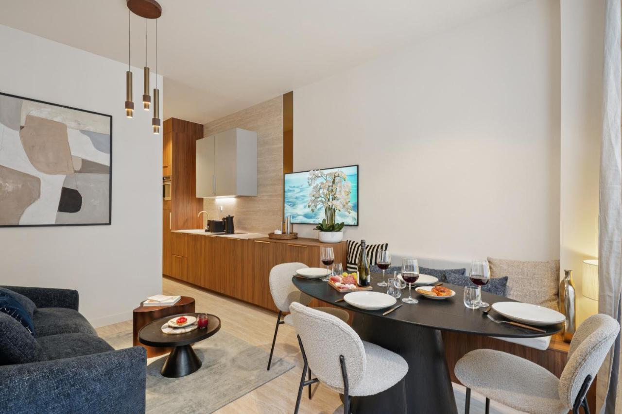 Lavie Maison Elevated Stay by the Eiffel Tower with AC and Hot Tub - 5