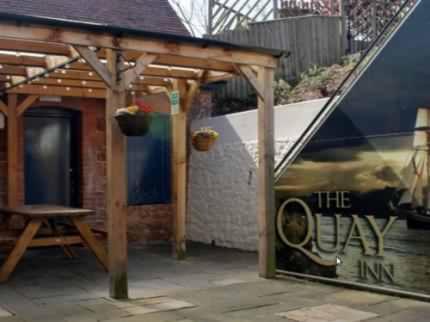 Quay Inn - Laterooms