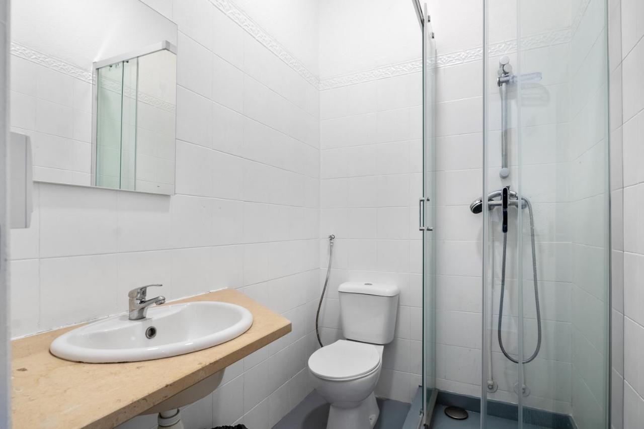 Plaza Inn Hostel & Rooms - 5