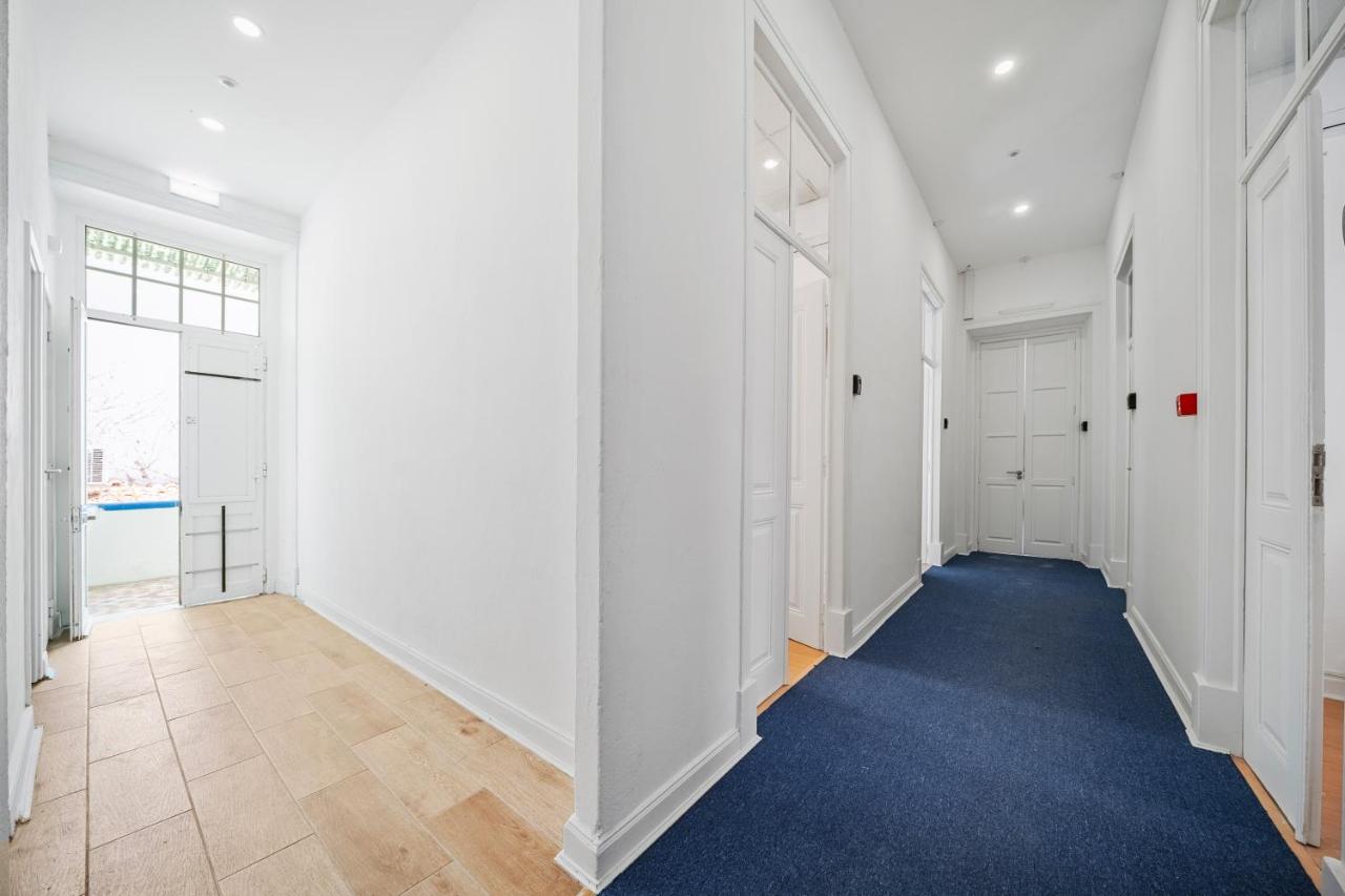 Plaza Inn Hostel & Rooms - 2