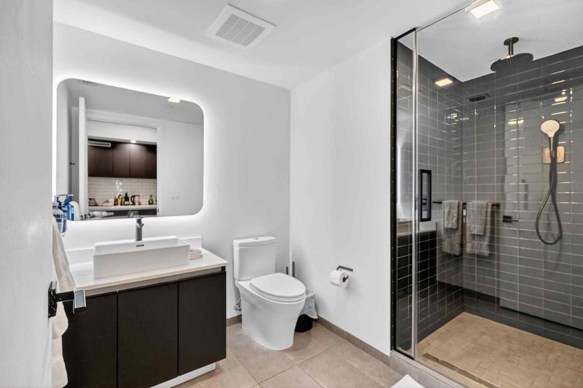 Modern Studio Downtown Miami - 3