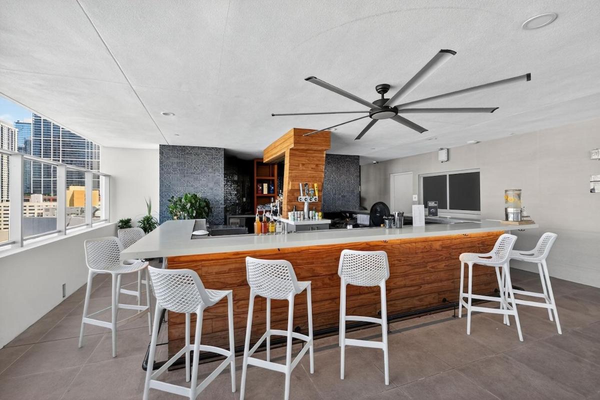 Modern Studio Downtown Miami - 5