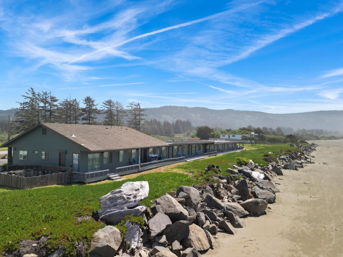 Crescent Beach Motel — photo 10