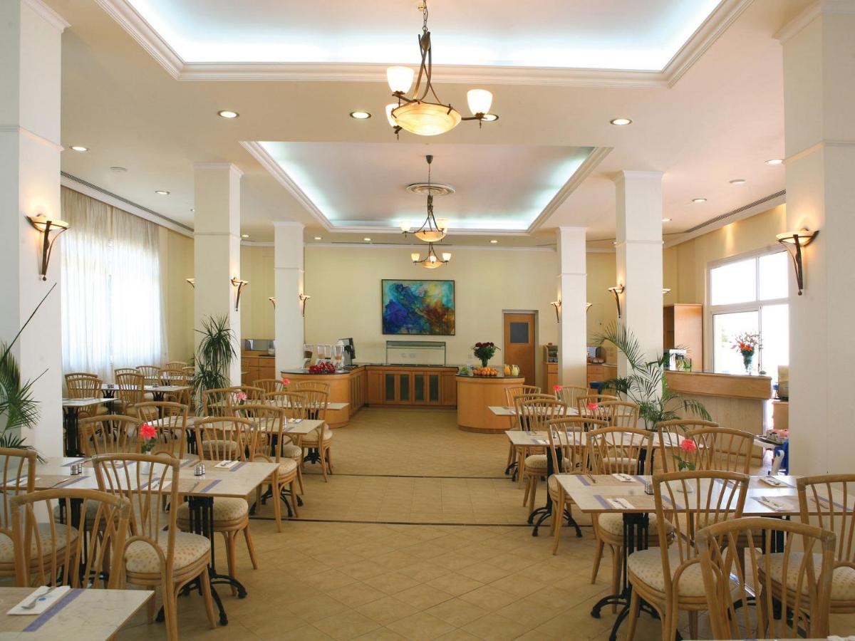 Cynthiana Beach Hotel photo