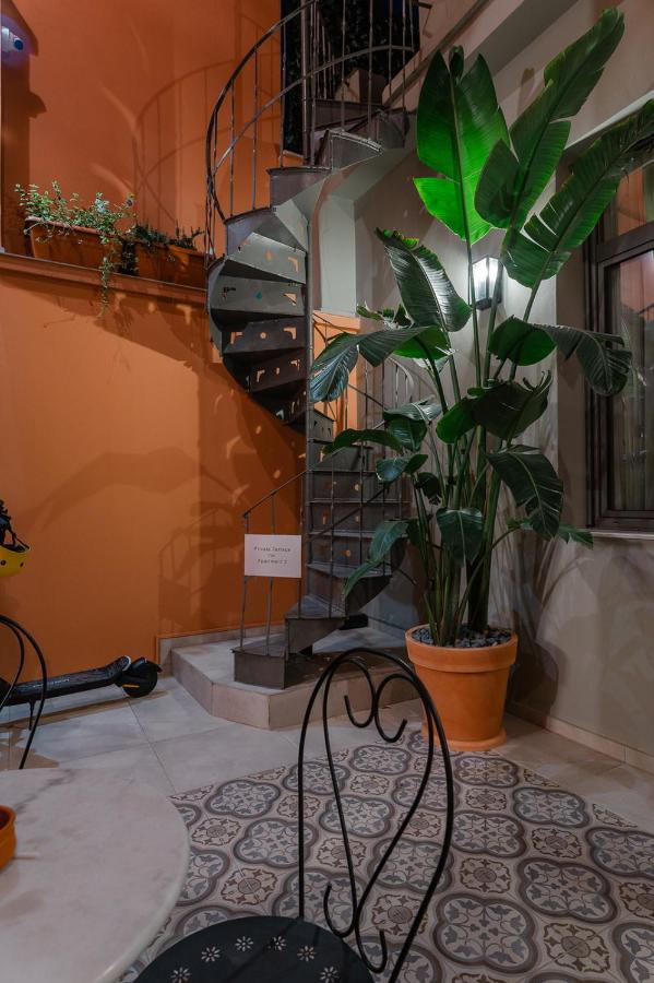 Vagabond Guesthouse - 2