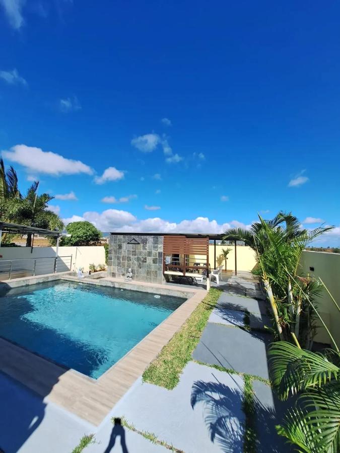 Harmonious Villa in Flic-en-Flac with Private Pool