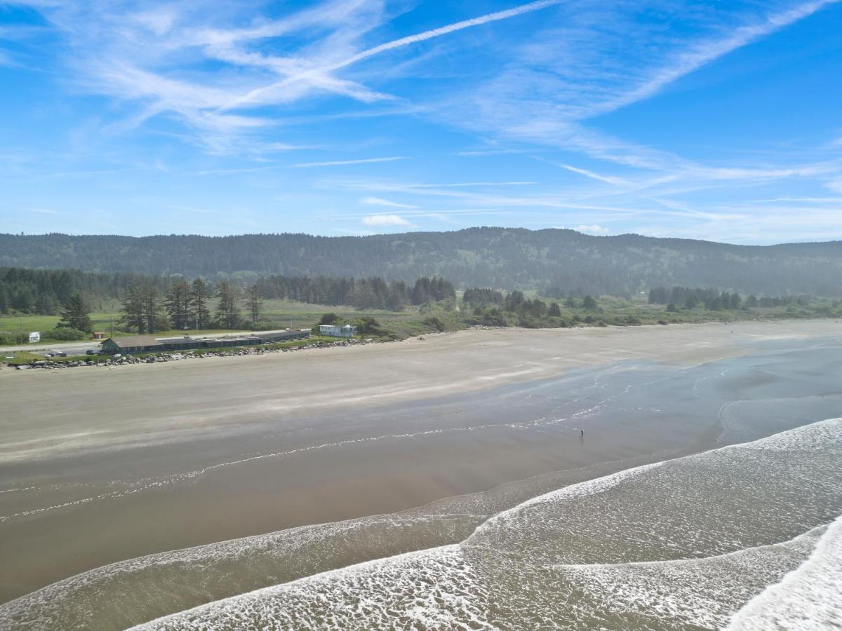 Crescent Beach Motel — photo 14