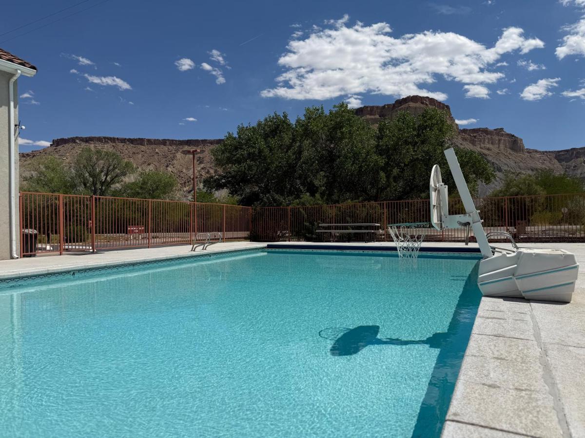 Cathedral Valley Inn — photo 4