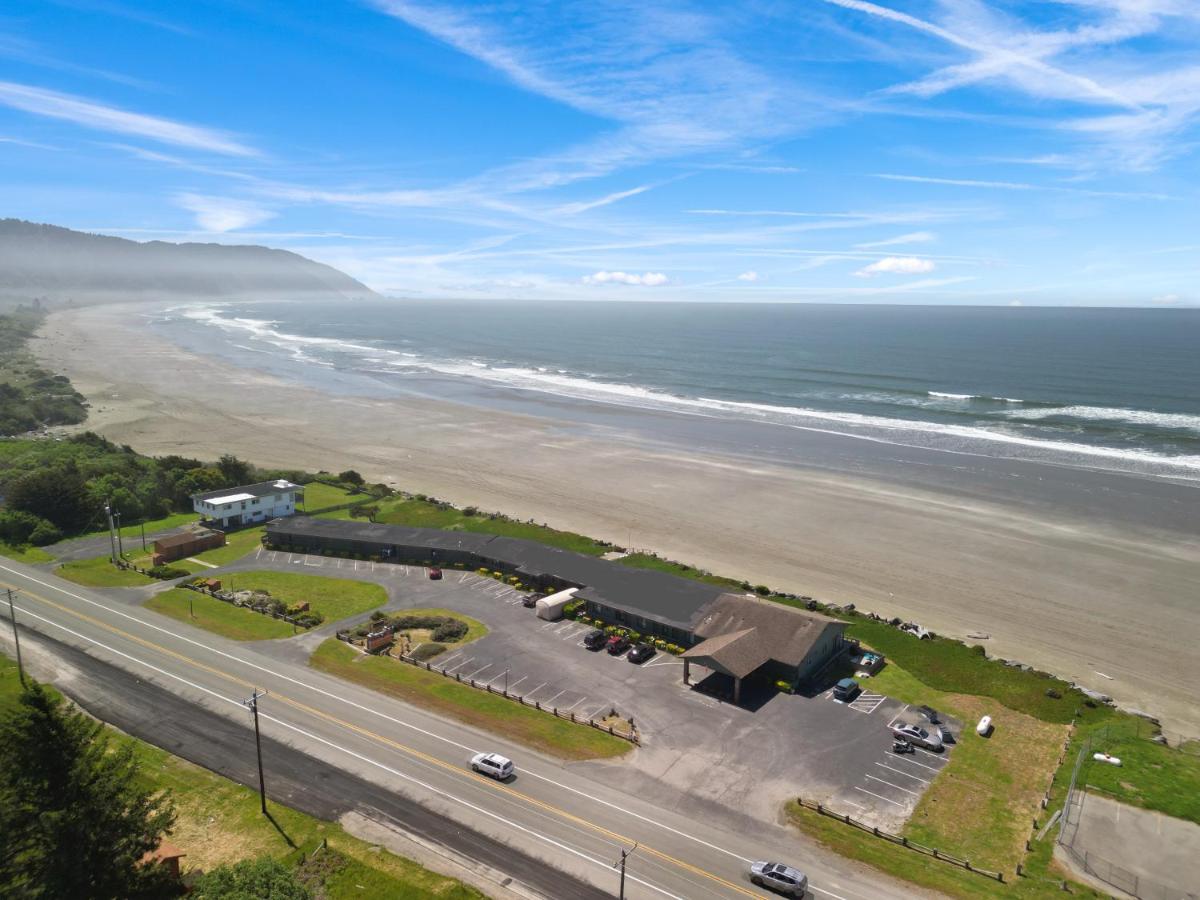 Crescent Beach Motel — photo 1