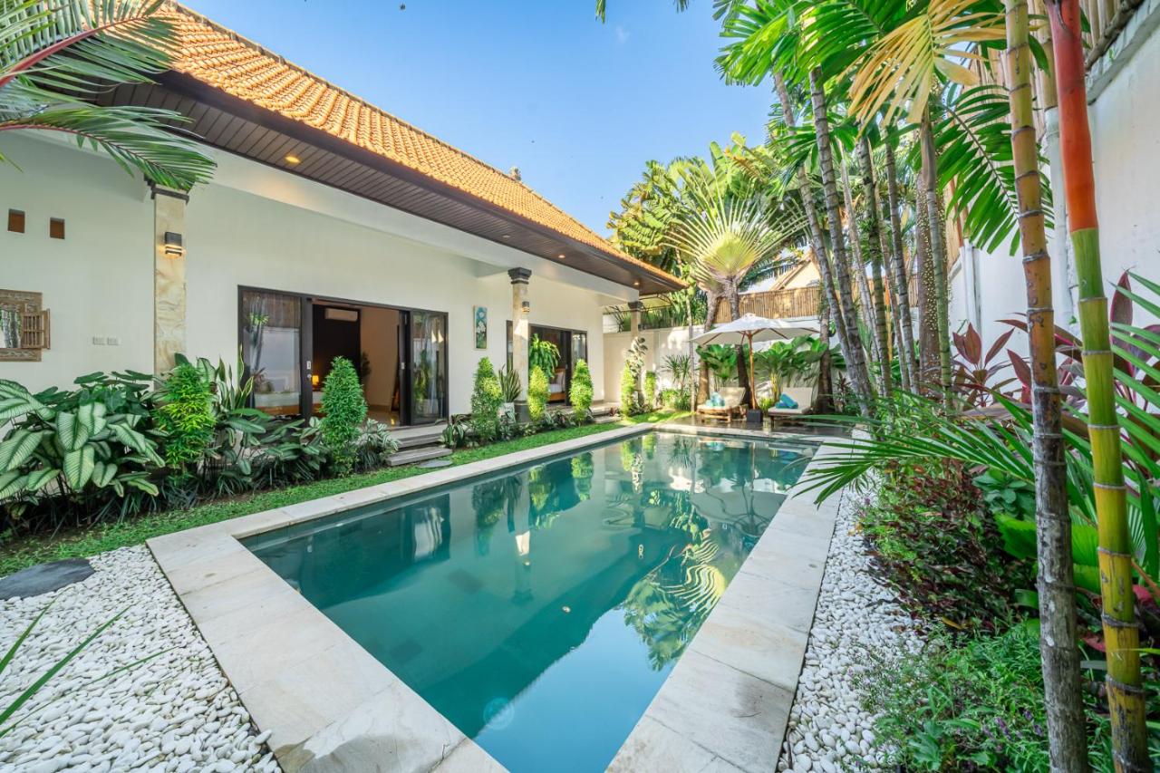 Private pool Villa , 10min walk to Berawa Beach - 4