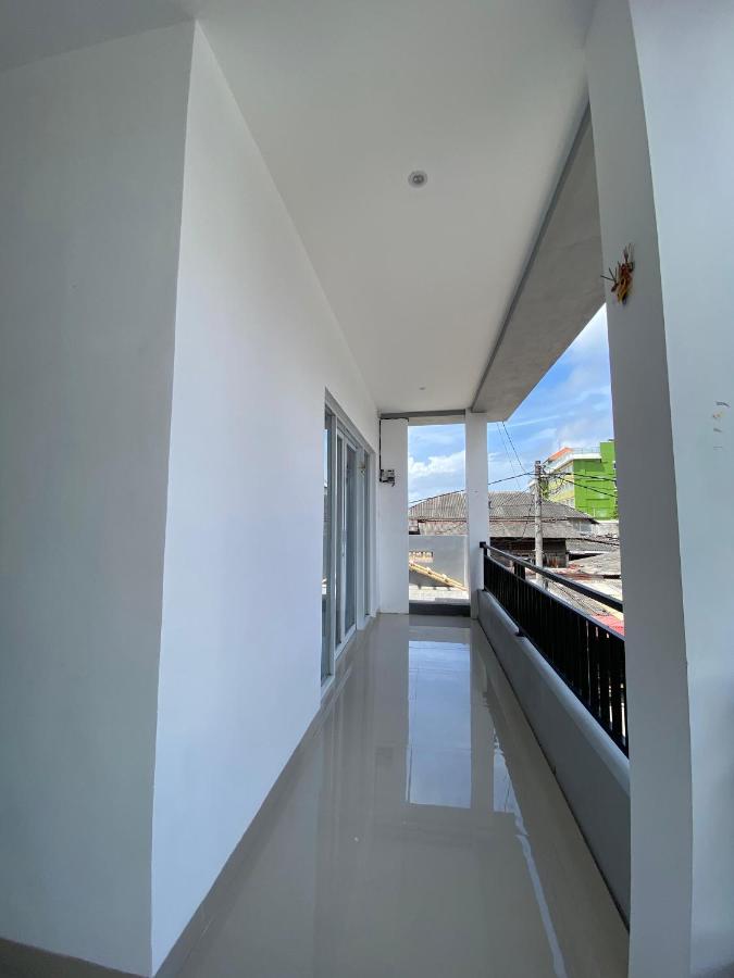 Hidden Homestay Jimbaran - 4