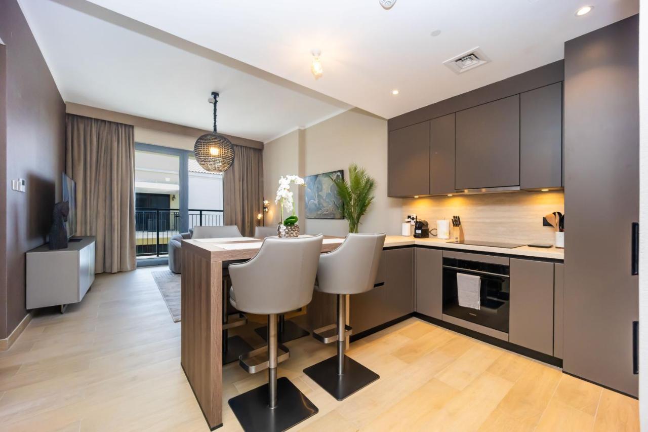 WOW Port de la Mer Skyline Blick Dubai - 5