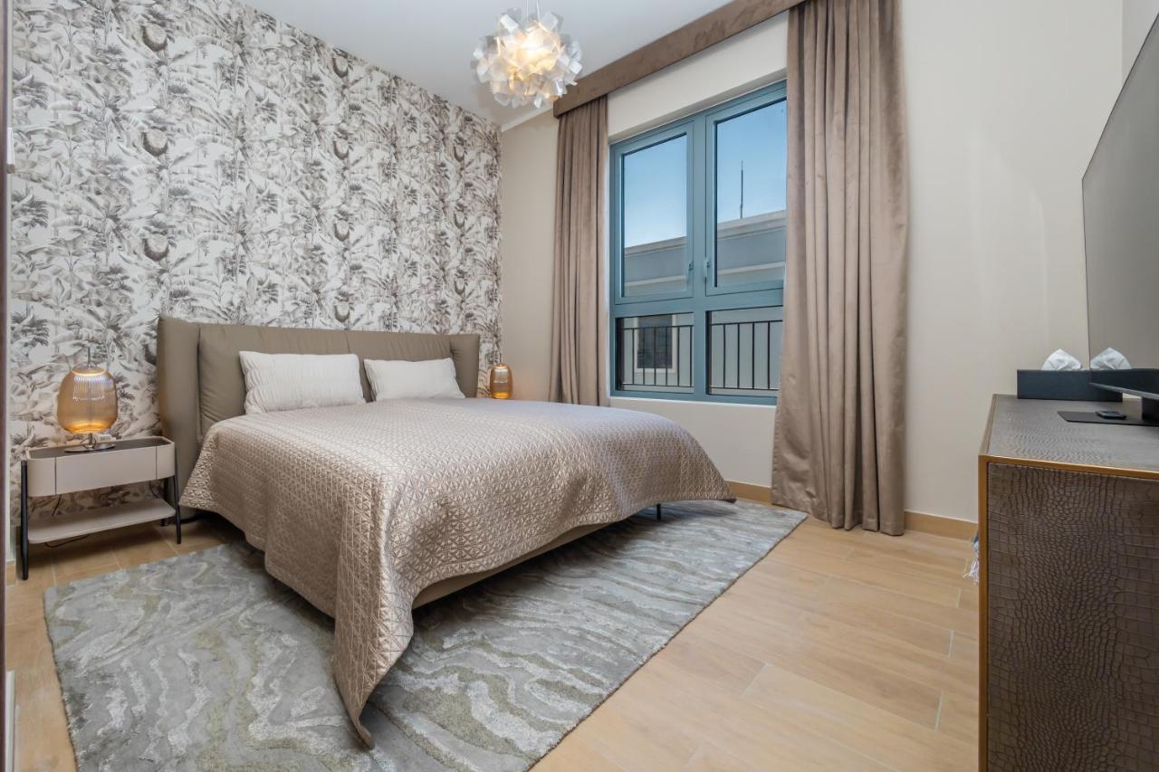 WOW Port de la Mer Skyline Blick Dubai - 2