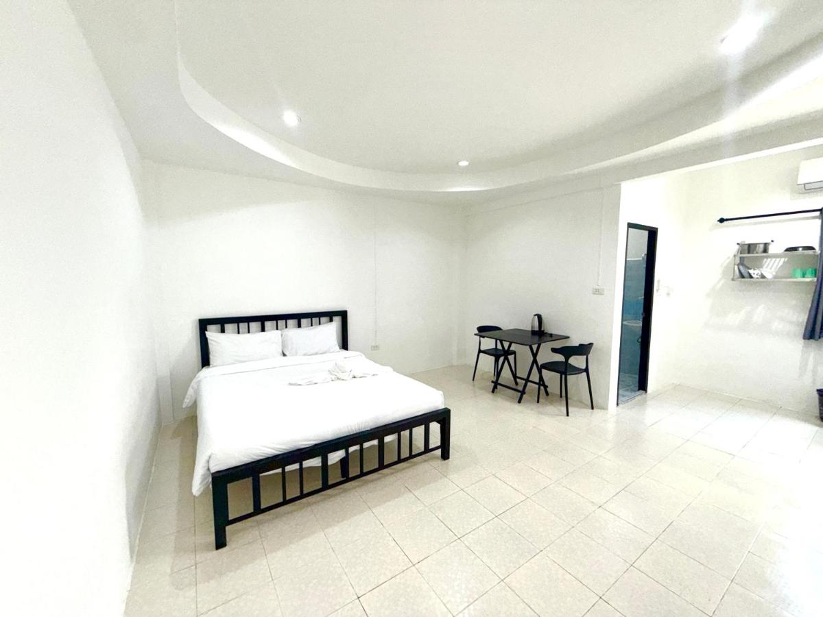 Patong Canal Villa 102 - 2