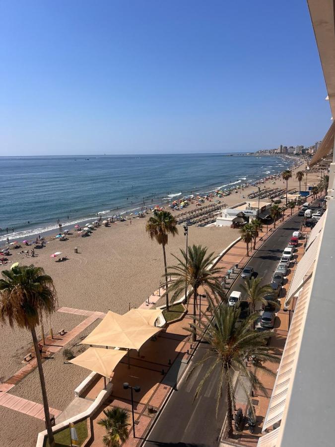 Luxury Beachfront Apartment Bright and Spacious by TuriVida - 2