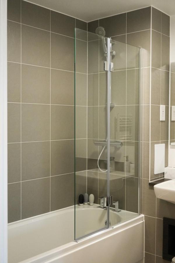 2BR flat in Bermondsey, near London Bridge - 2